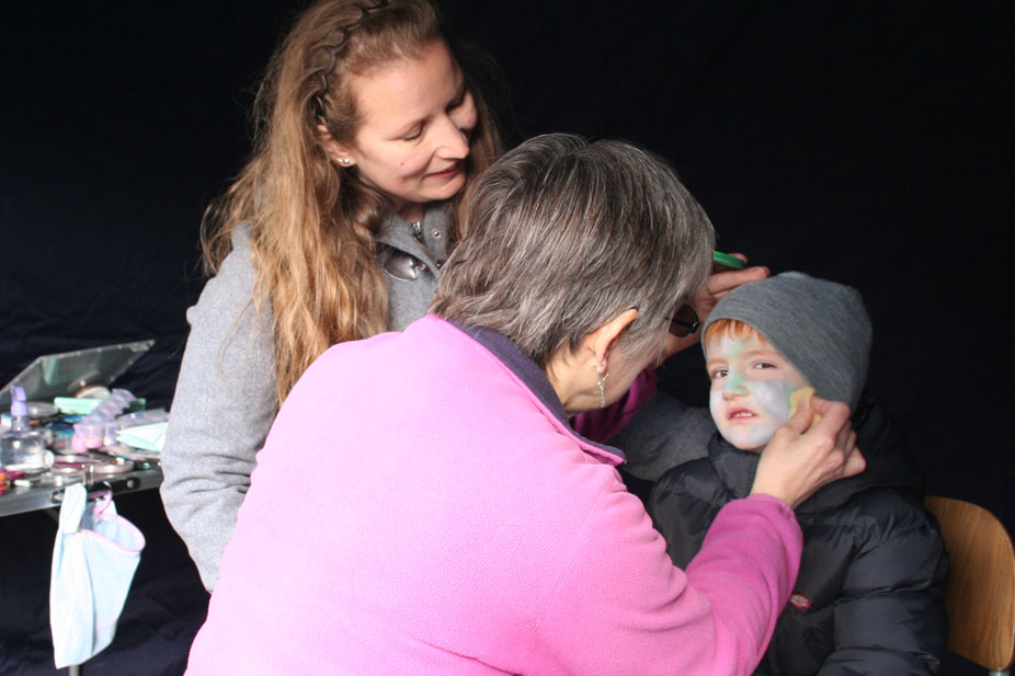 FUN & FACE PAINTING - Marriotts Walk Shopping Centre, Shopping in Witney